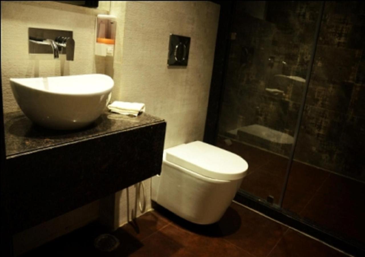 Hotel Amora - Rajnandgaon Raj Nandgaon Exteriér fotografie