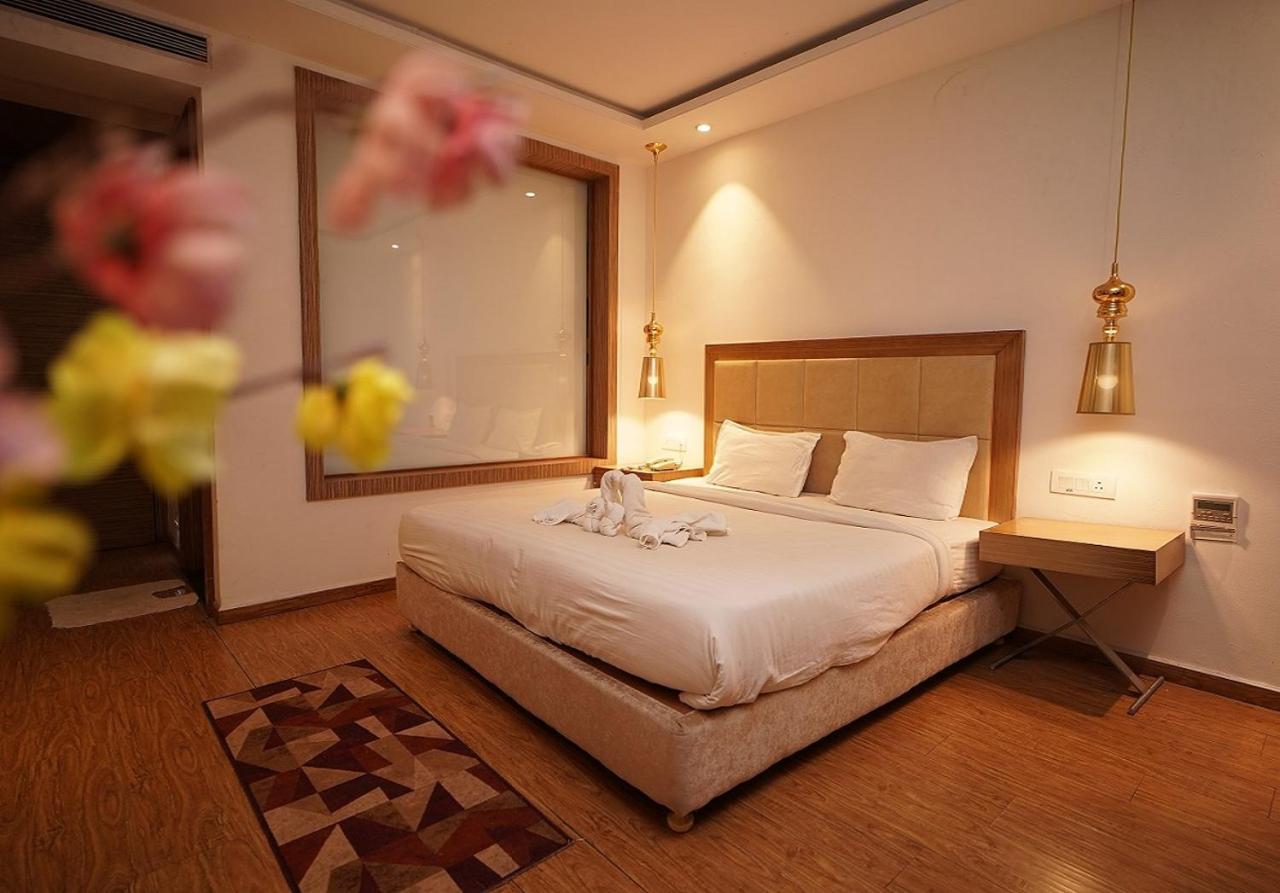 Hotel Amora - Rajnandgaon Raj Nandgaon Exteriér fotografie